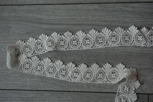 Vintage Style Floral Lace