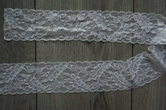 Stretch Lace Trim – Leaf Design