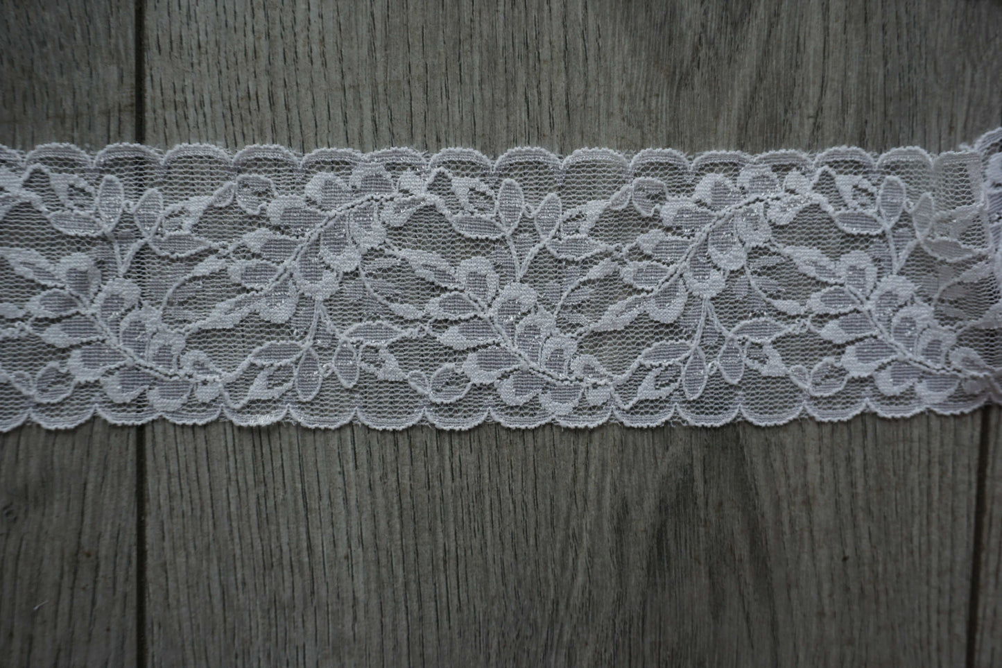 Stretch Lace Trim – Leaf Design