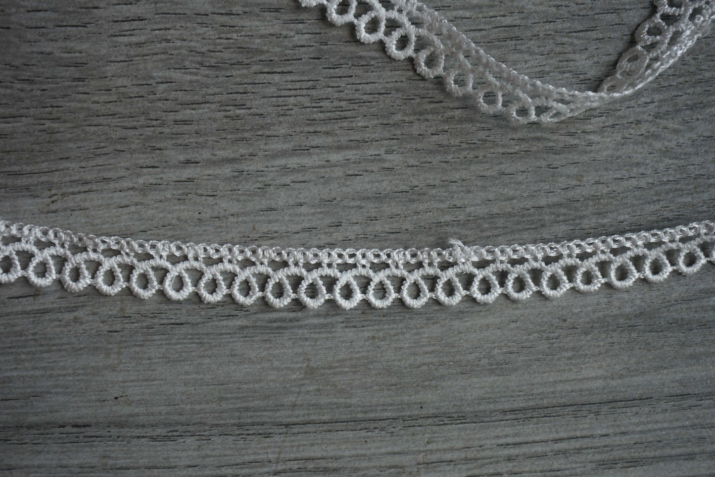 Loop Design Lace Trim
