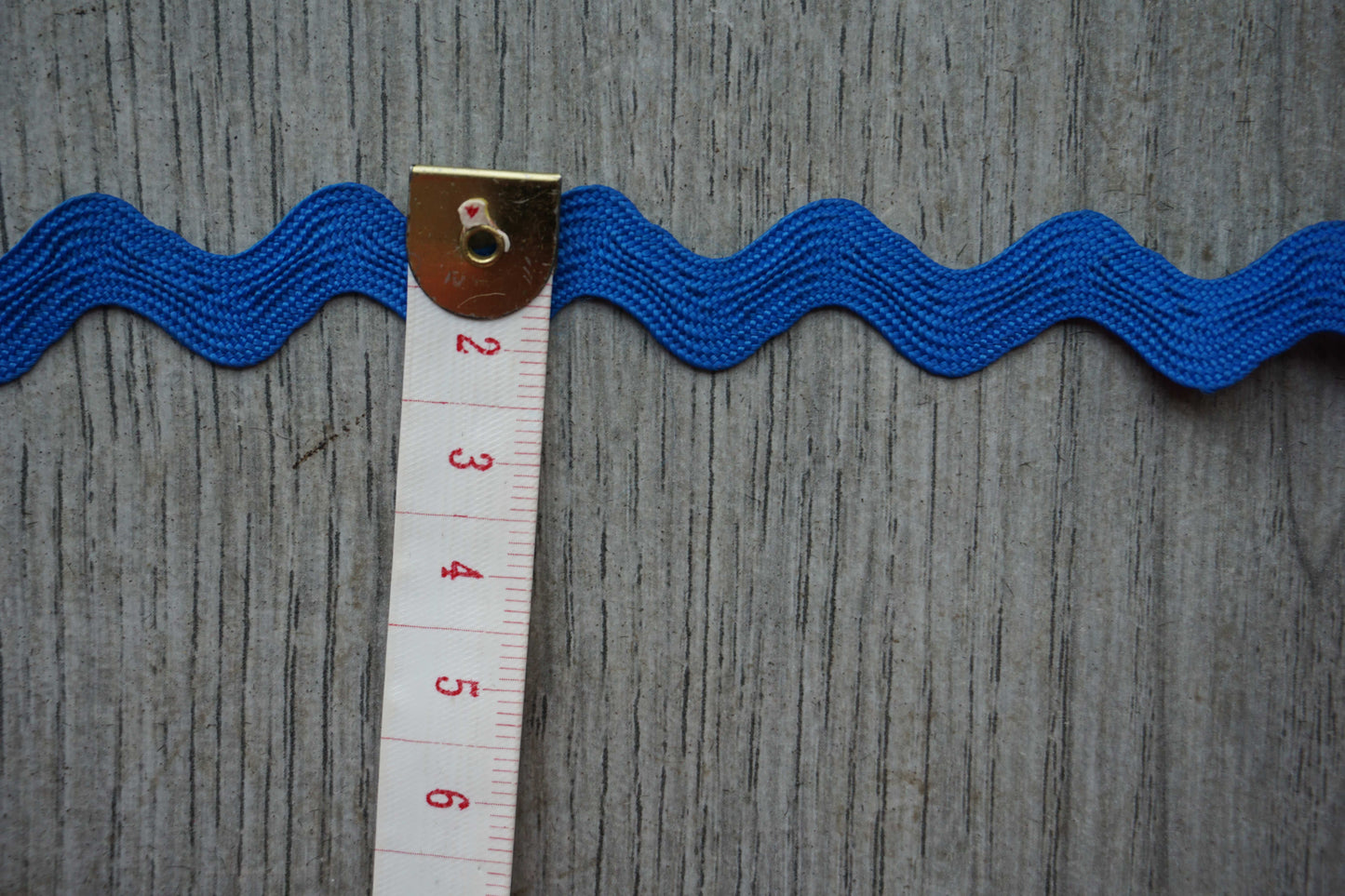 Zig Zag Trim – Available in Blue & Silver