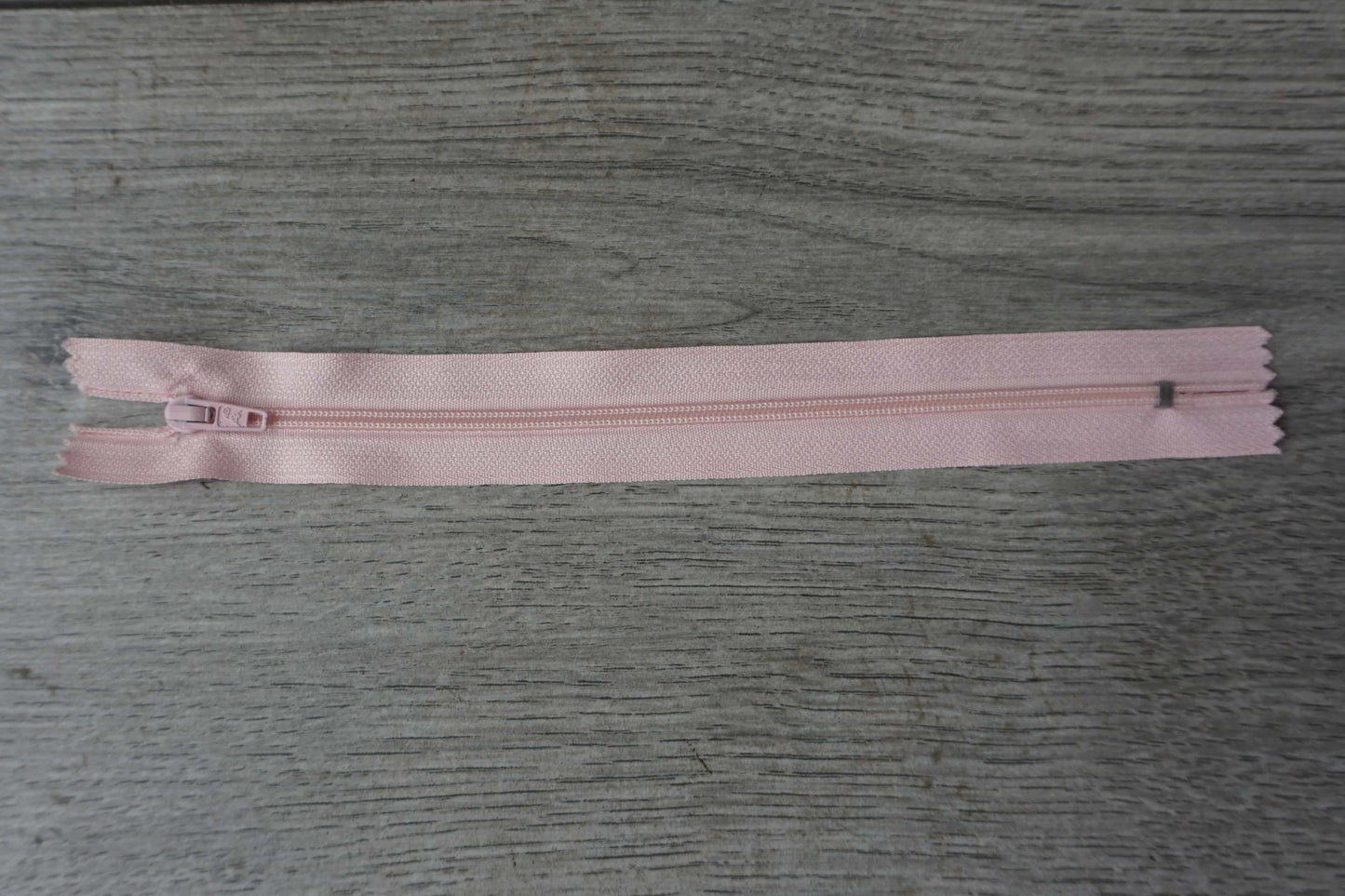 8 Inch Flat Zip – Brown, Beige, Pink & Grey