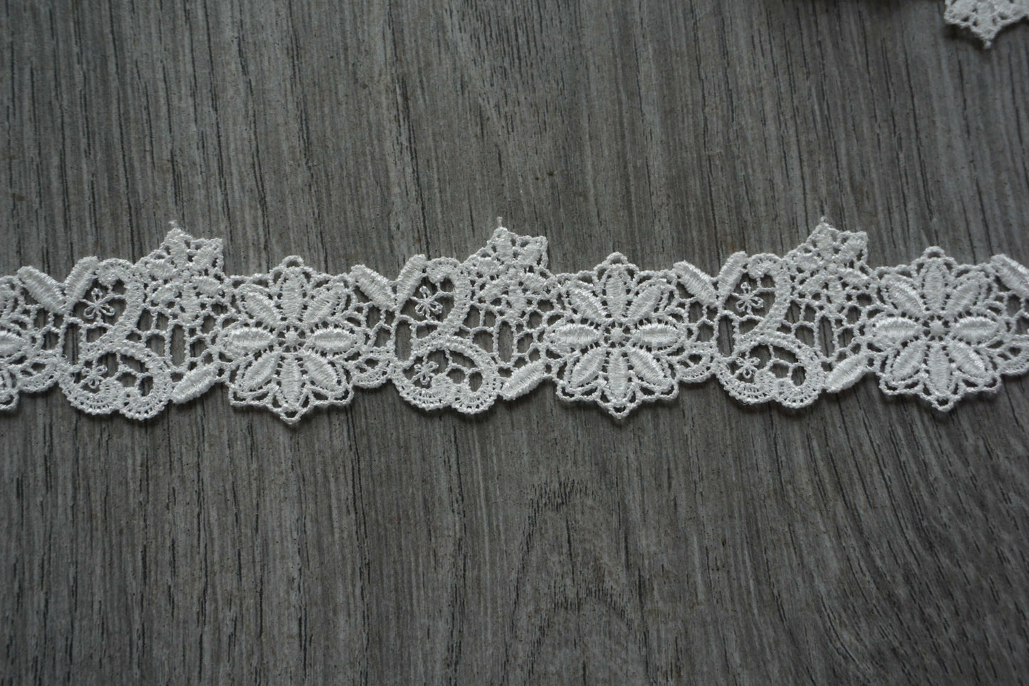 Vintage Floral Lace Trim
